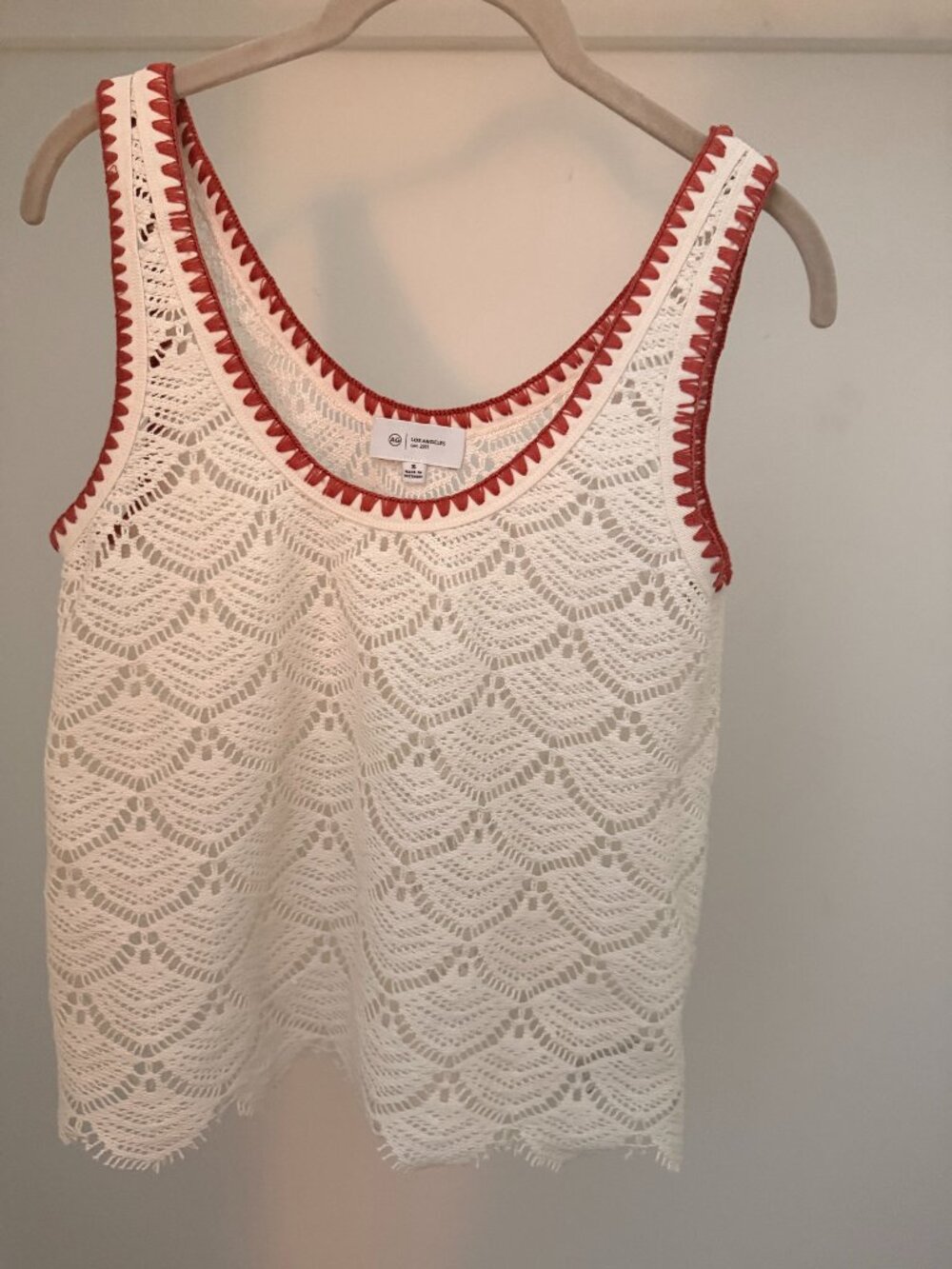 AG Bianca Scallop Scoop Tank- Small - Picture 2 of 4